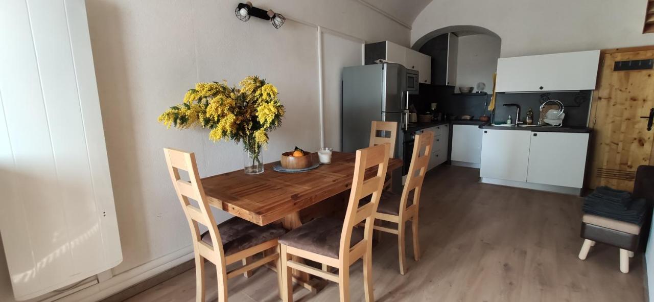 Superbe Appartement 2 Pieces A 2 Pas De La Plage,Dans La Vieille Ville 芒通 外观 照片