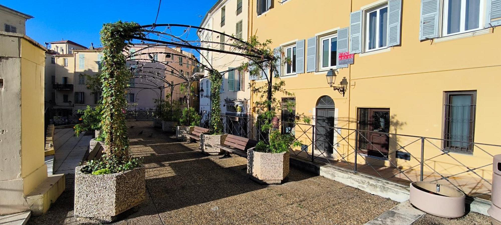 Superbe Appartement 2 Pieces A 2 Pas De La Plage,Dans La Vieille Ville 芒通 外观 照片